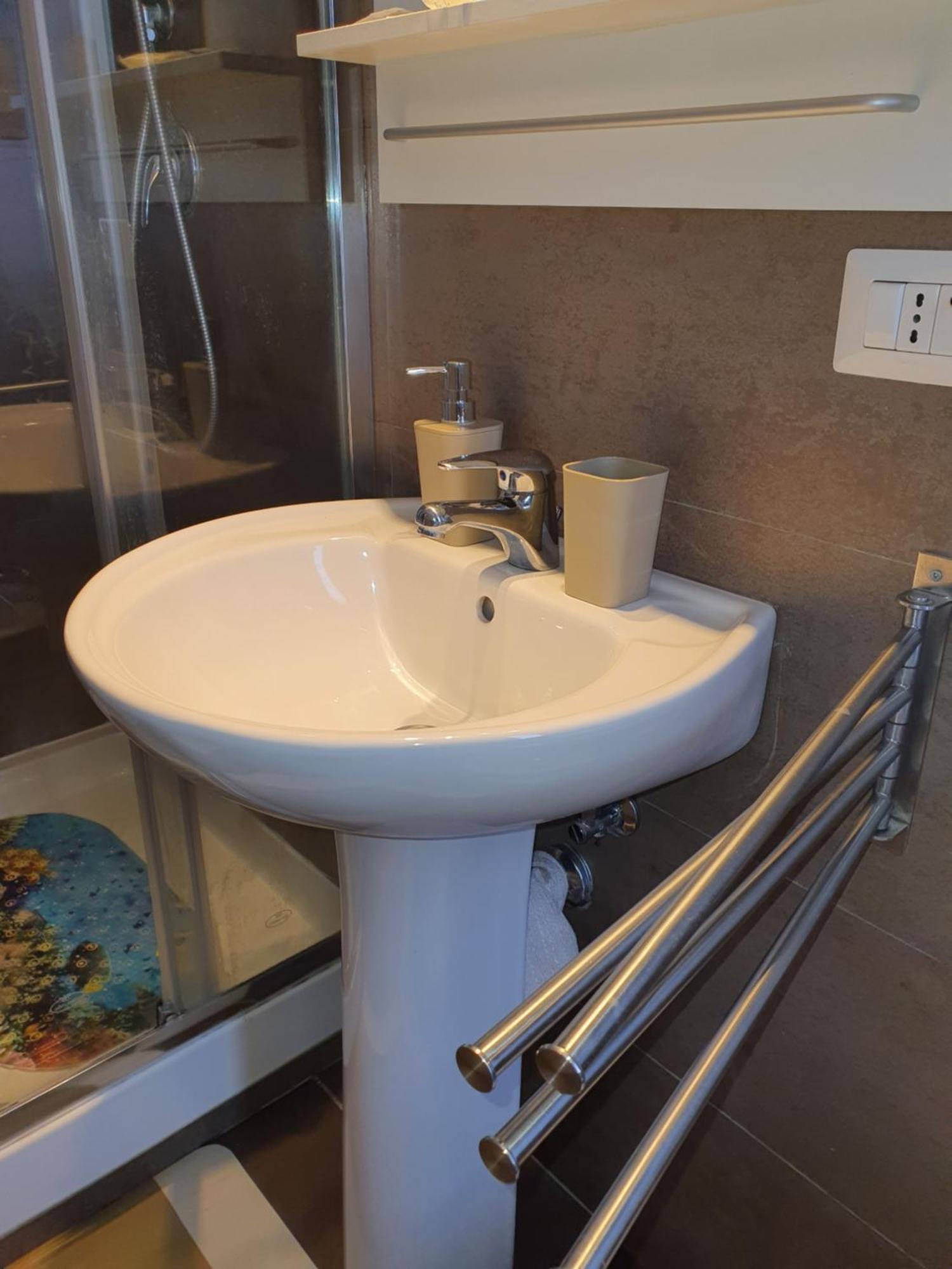 4Rooms Guest House Free Wi-Fi Salerno Exterior foto