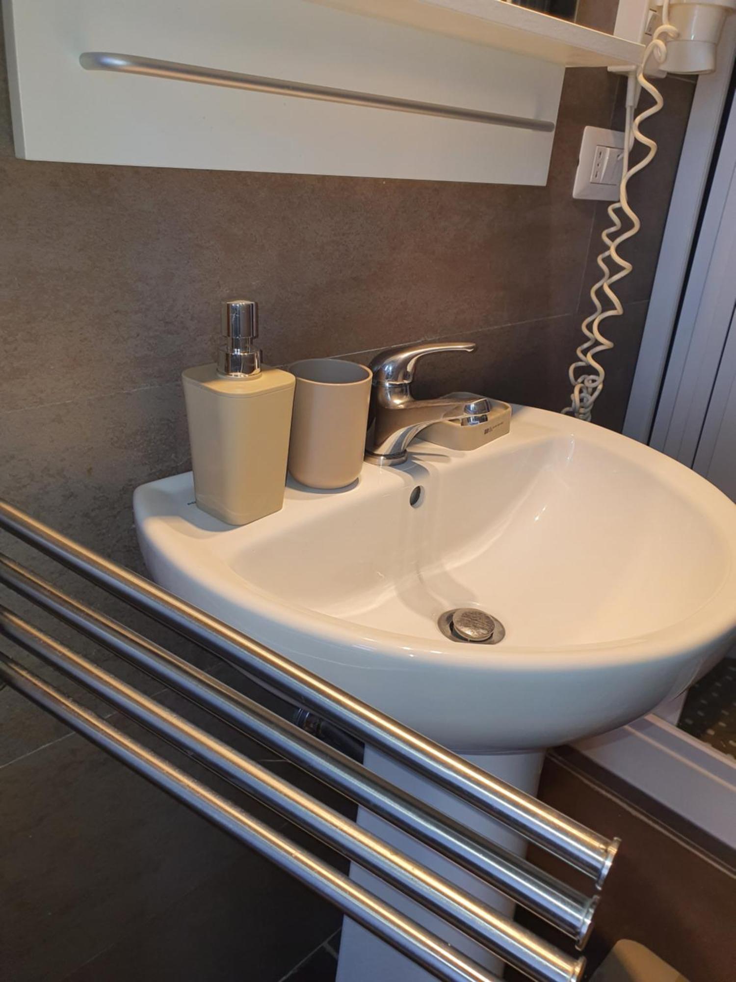 4Rooms Guest House Free Wi-Fi Salerno Exterior foto