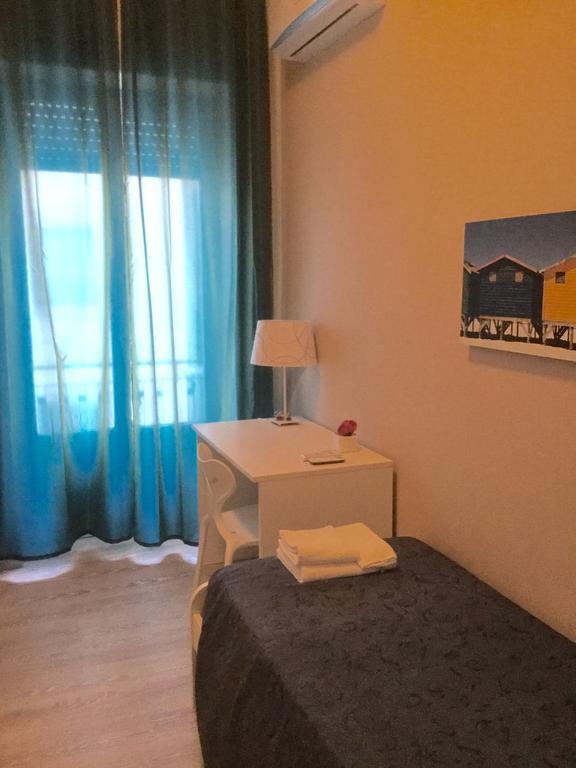 4Rooms Guest House Free Wi-Fi Salerno Exterior foto